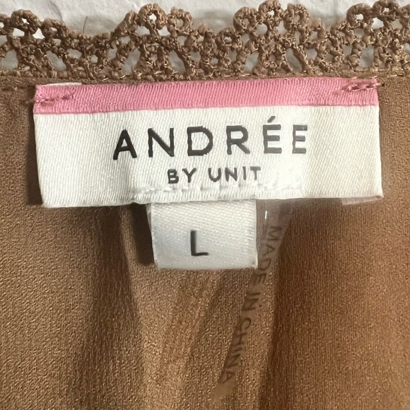 Andree by Unit Swiss Dot Blouse - Picture 3 of 8